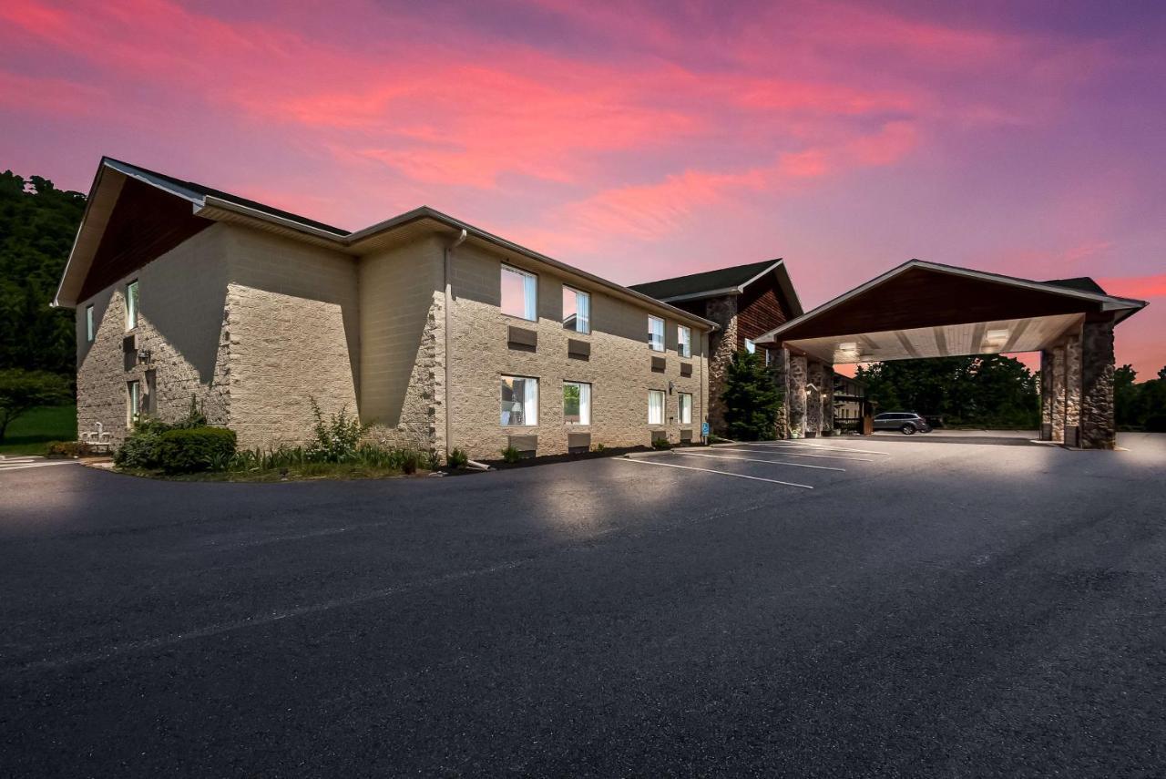 Surestay Plus Hotel By Best Western Berkeley Springs Exteriér fotografie