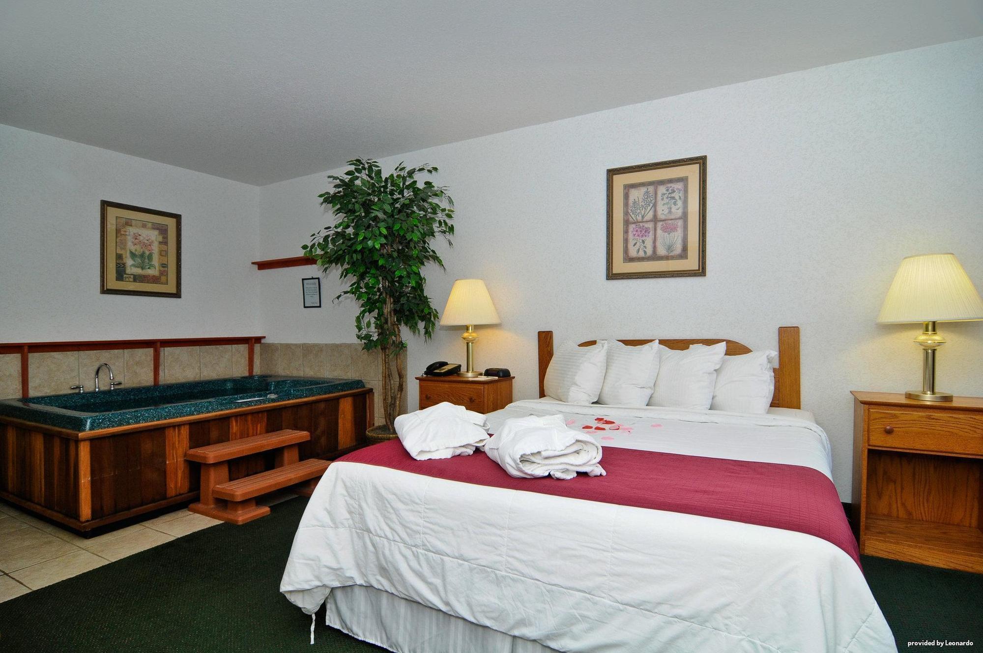Surestay Plus Hotel By Best Western Berkeley Springs Pokoj fotografie
