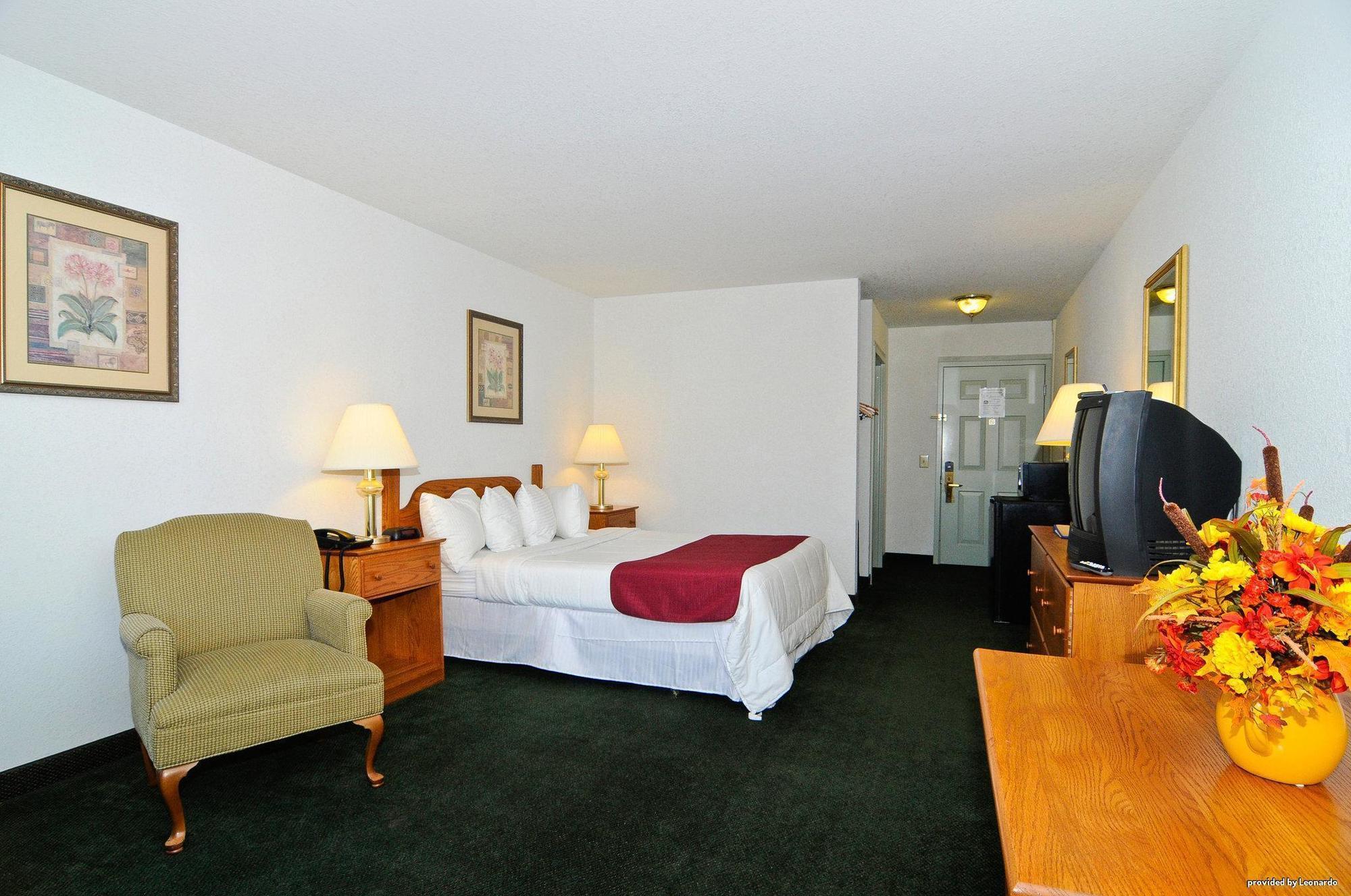 Surestay Plus Hotel By Best Western Berkeley Springs Pokoj fotografie