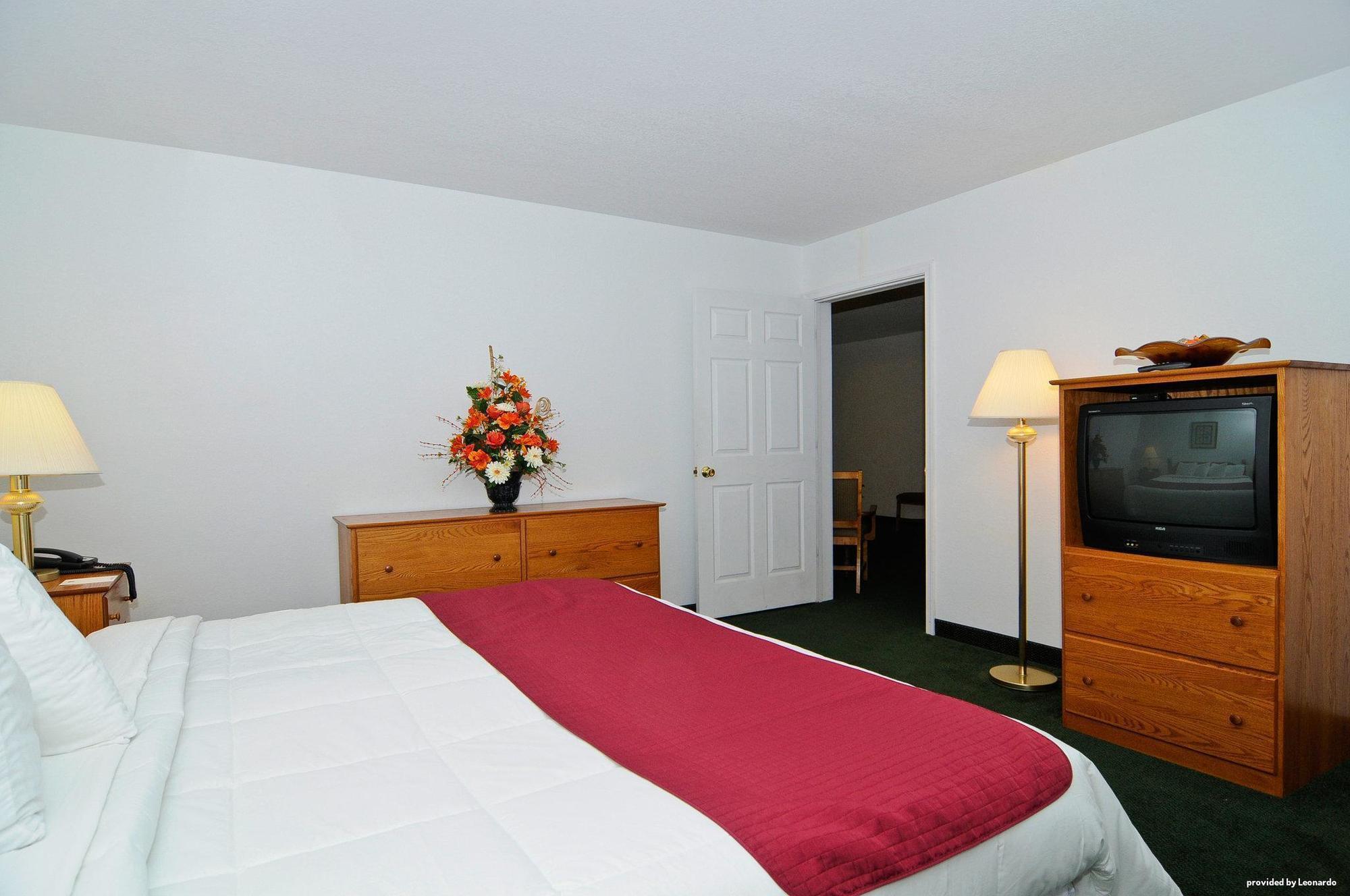 Surestay Plus Hotel By Best Western Berkeley Springs Pokoj fotografie