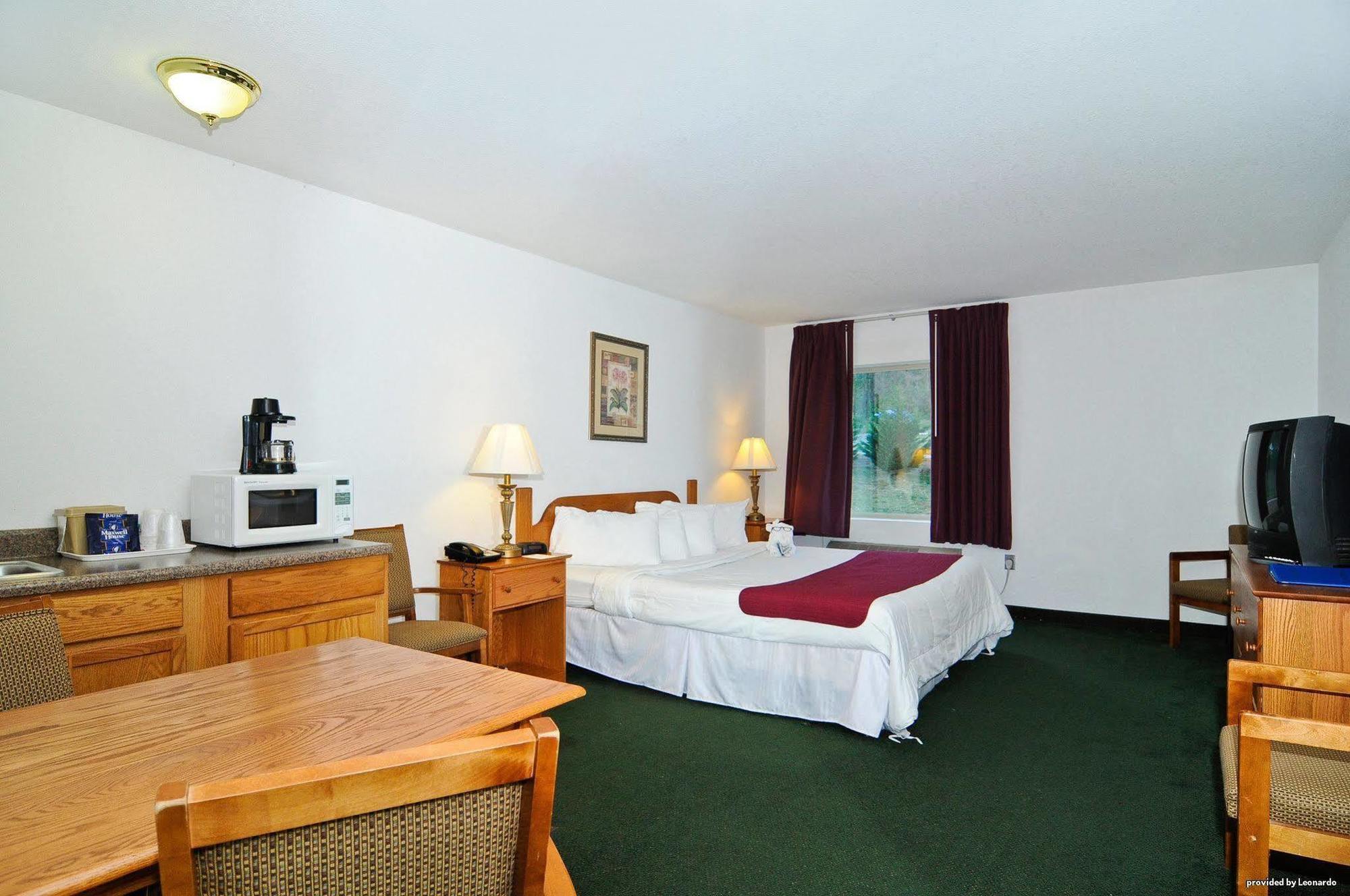Surestay Plus Hotel By Best Western Berkeley Springs Pokoj fotografie